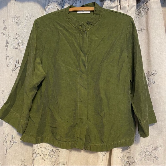 Bryn Walker Avocado Tencel Green Button Front - Picture 11 of 11